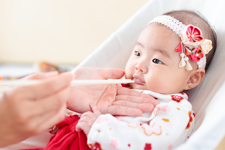 百日祝い(お食い初め)ってどんな行事?