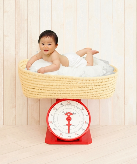 「すくすく成長フォト」でこの時期ならではのアルバムを作ろう