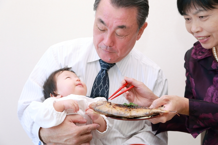 百日祝い(お食い初め)とは