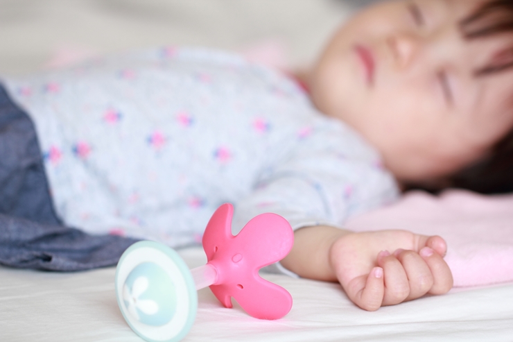 歯固めの素材別お手入れ方法と注意点