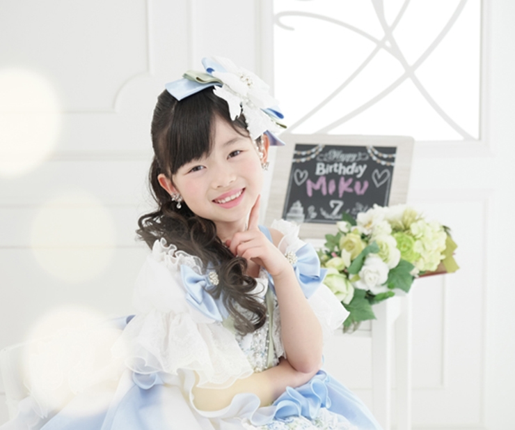 豊富な衣装ラインアップでお子さまをドレスアップ!