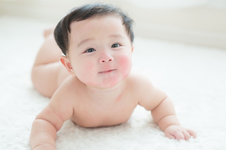 生後4カ月~6カ月ごろの赤ちゃんが笑う理由