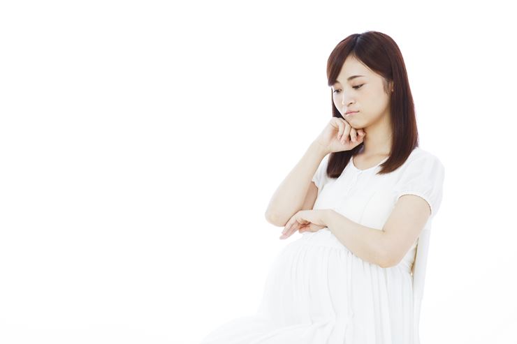 マタニティブルーは妊娠中だけじゃない!原因や症状を知り、正しく乗り越えよう