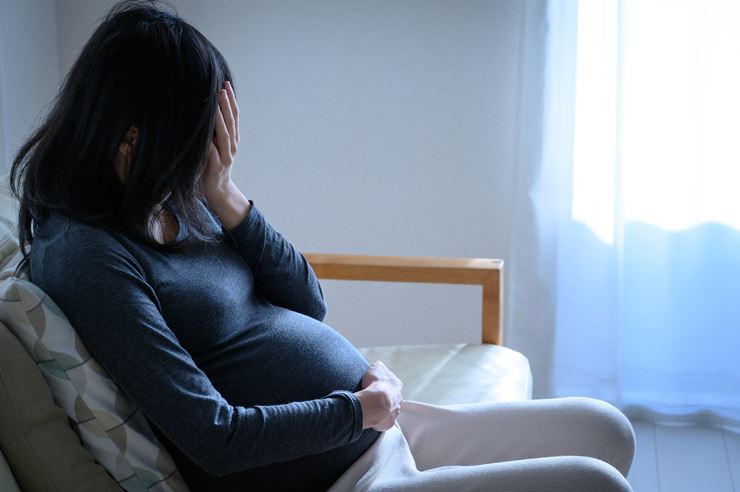 マタニティブルーの原因や期間は