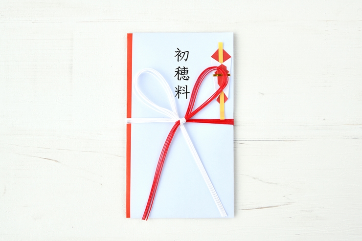 安産祈願の初穂料はいつ渡すの?お参りの流れ
