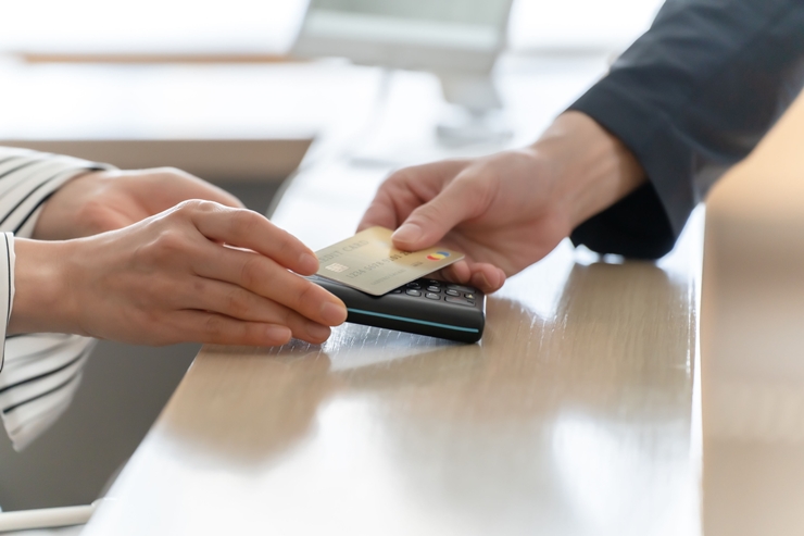 戌の日の食事会のお支払いは誰がする?