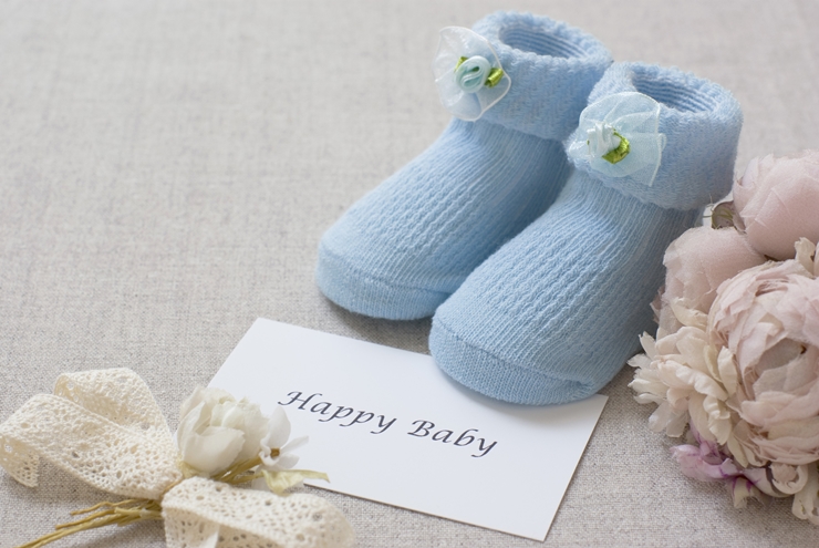 出産祝いの贈り方|金額の相場と贈り物のマナー