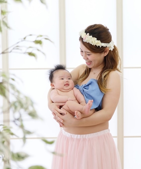 アフターマタニティフォトで誕生のお祝いも残せる