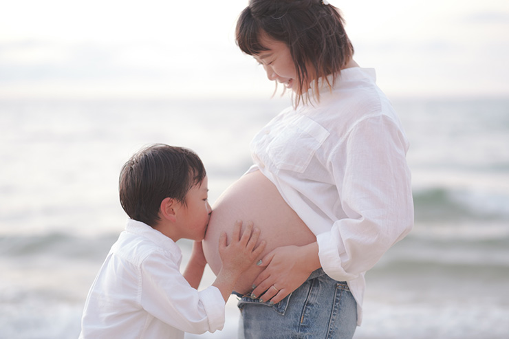 マタニティフォト|おすすめ家族ポーズ