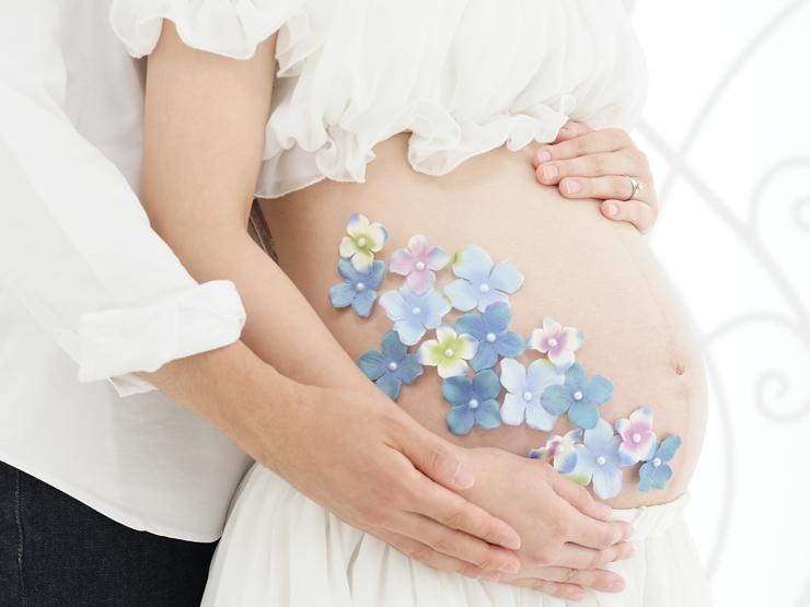 マタニティフォト撮影はスタジオアリス にお任せ!