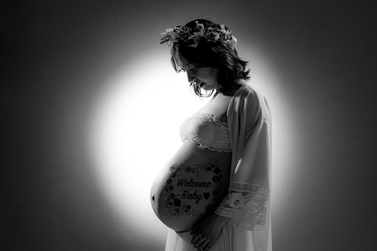 まねしたい!おしゃれなマタニティフォトにするアイデア