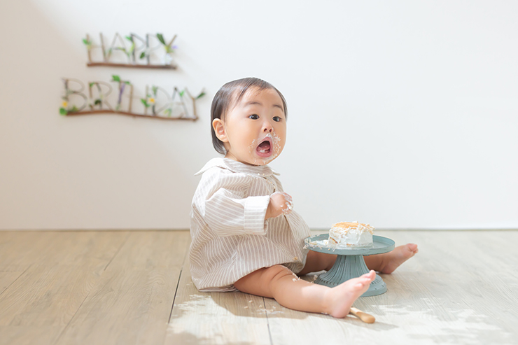 1歳バースデーフォトをナチュラルに！撮影のコツ