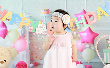 バースデーフォトはいつまでに撮るべき？撮影時期や残し方を解説！