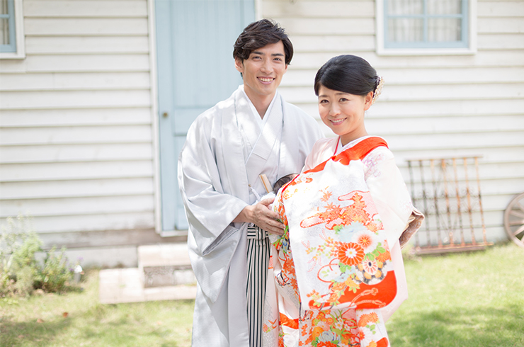 お宮参りではどんな着物が良いの？パパ・ママ・赤ちゃん別におすすめの着物や選び方をご紹介！