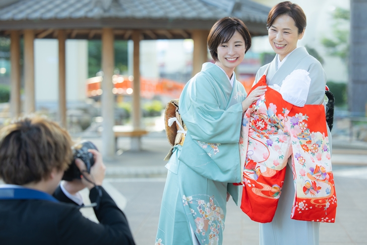 1カ月検診とお宮参りはどっちが先？日程を決める際のポイント