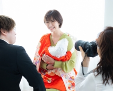 お宮参りは写真だけで参拝しないパターンも◎撮影時期や料金相場は？