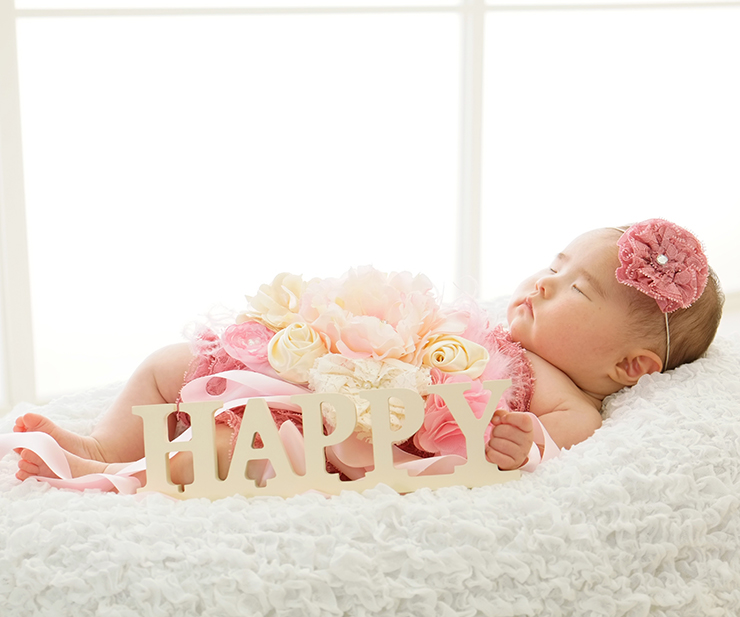 多彩な衣装で納得のニューボーンフォトが完成！