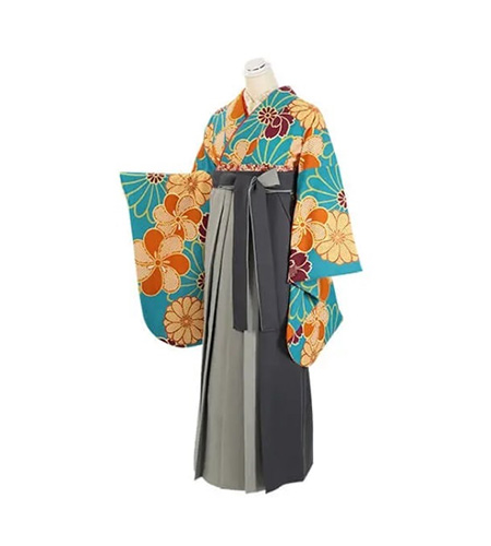 バイカラーの袴がハンサムな印象