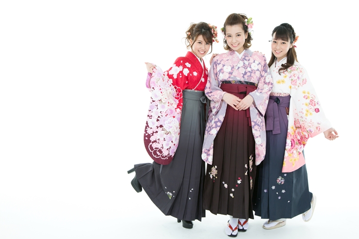 卒業袴の選び方｜色の合わせ方がポイント