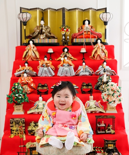 ひな祭りはスタジオアリスの記念写真撮影で思い出を残そう！
