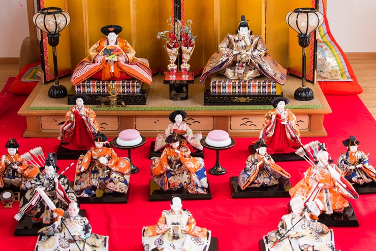ひな祭りの風習2.ひな人形