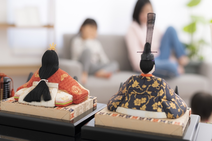 ひな祭りでひな人形を飾るのはいつからいつまで？